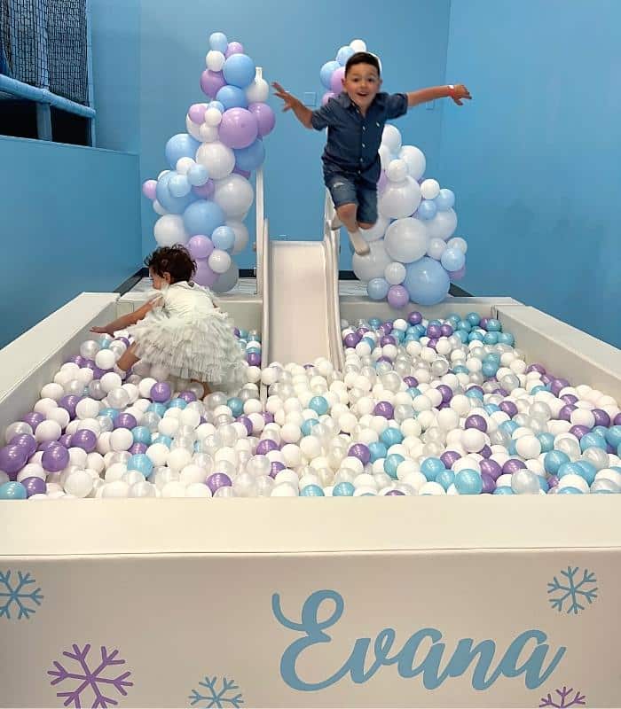 Balloon decor is fit for a true hero.  This party was made extra special with the add touch of balloons from The Balloon Fairy